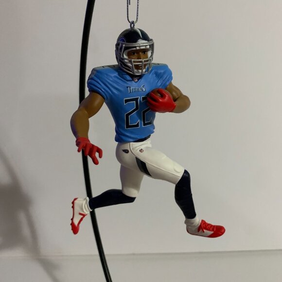 Hallmark Keepsake Christmas Ornament 2022 Derrick Henry Football Legends Series - Picture 7 of 8